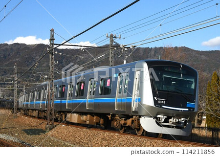 Odakyu Electric Railway 5000 series out-of-service train heading to Odawara 114211856