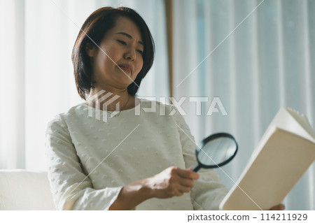female, females, lady 114211929