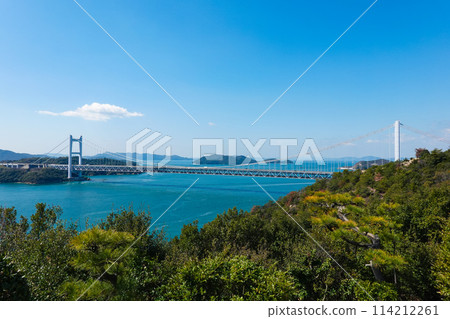 View of the Seto Inland Sea from Mt. Washuu (Kurashiki, Okayama Prefecture) 114212261