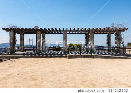 View of the Seto Inland Sea from Mt. Washuu (Kurashiki, Okayama Prefecture) 114212262