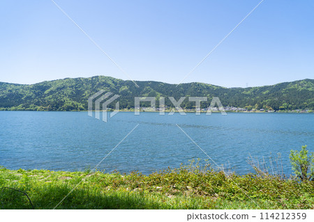 瑜伽湖 瑜伽湖 114212359