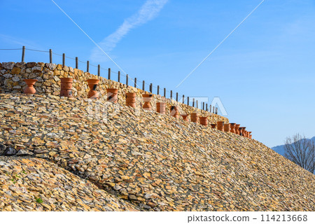 Mori Shogunzuka Tomb [Chikuma City] 114213668
