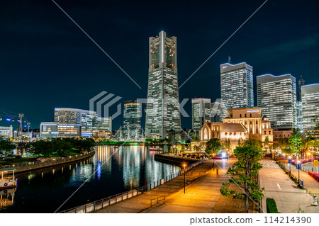 [Kanagawa Prefecture] Night view of Minato Mirai, Yokohama 114214390
