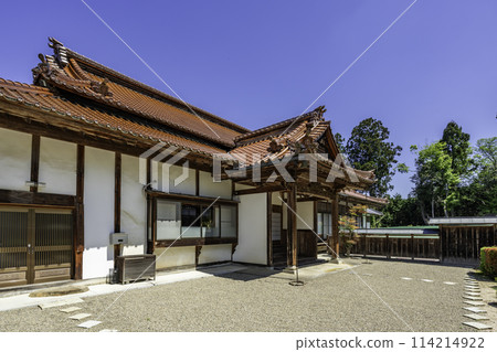 Honzanji Temple, Kuri, Misaki Town, Okayama Prefecture 114214922