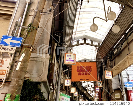 Scenery of the retro atmosphere of the Tsuruhashi Hondori shopping arcade in Ikuno Ward, Osaka City Scenery of the retro atmosphere of the Tsuruhashi Hondori shopping arcade in Ikuno Ward, Osaka City 114216940