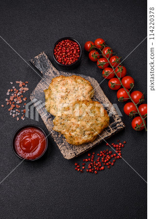 Delicious fried minced chicken cutlets with salt, spices and herbs 114220378
