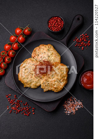 Delicious fried minced chicken cutlets with salt, spices and herbs 114220527