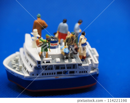 Cruise travel images 114221198