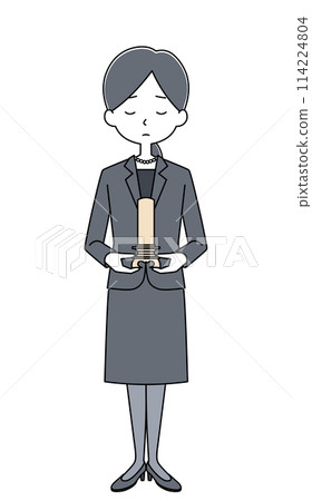 身穿喪服、手持牌位的婦女插畫 身穿喪服、手持牌位的婦女插畫 114224804
