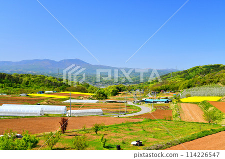 從千曲觀景線眺望蓼科山（長野縣佐久市、小諸市）[2024年5月] 114226547