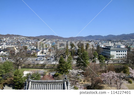 從松本城天守閣向北眺望(長野縣松本市) 從松本城天守閣向北眺望(長野縣松本市) 114227401
