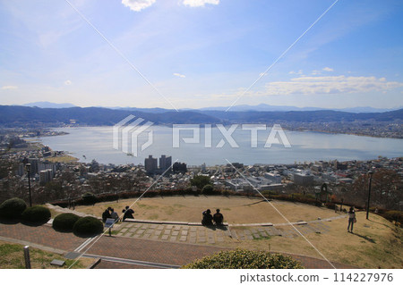 從立石公園看到的諏訪湖（長野縣諏訪市） 114227976