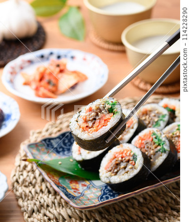 韓式海苔卷紫菜包飯（Bulgogi gimbap） 114228290