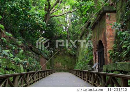 Sarushima, an uninhabited island in Yokosuka (remains of a fortress) Sarushima, an uninhabited island in Yokosuka (remains of a fortress) 114231710