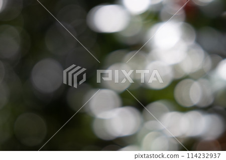 閃閃發光的球散景背景 閃閃發光的球散景背景 114232937