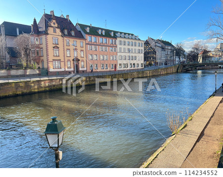 Cityscape of Strasbourg, Alsace, France, Europe with the shadow lights on the water bank 114234552