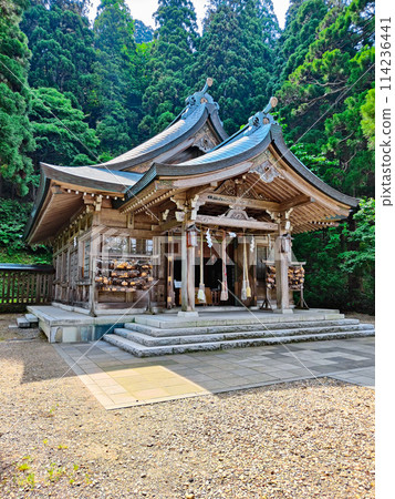 真山神社：參拜殿 114236441