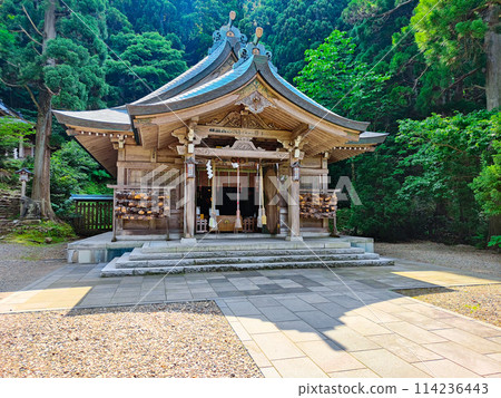 真山神社：參拜殿 114236443