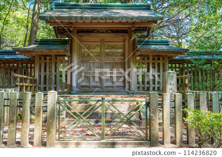 Ukyo Ward, Kyoto City, 56th Emperor Seiwa's Tomb, Mizuoyama Ukyo Ward, Kyoto City, 56th Emperor Seiwa's Tomb, Mizuoyama 114236820