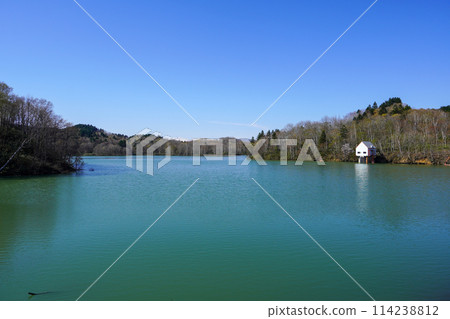 Aoyama Reservoir (Aoyama Dam) at full water level 114238812