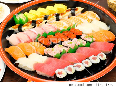 Sushi delivery for 5 people 114241320