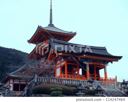 West gate and triple tower of Kiyomizudera 114247464