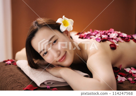 Beauty beauty salon image for young women Beauty beauty salon image for young women 114247568