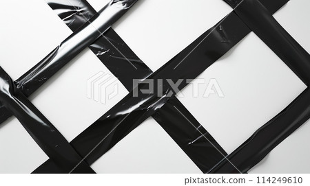 貼在白色背景上的黑色膠帶 114249610