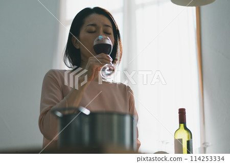 女生 女孩 女性 114253334