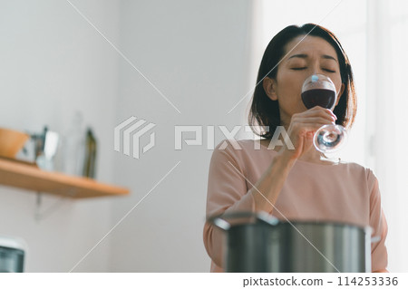 女生 女孩 女性 114253336