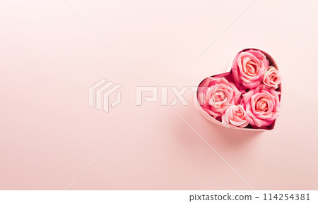 Happy mother's day and love decoration background concept made from hearts and rose on pastel pink background. 114254381