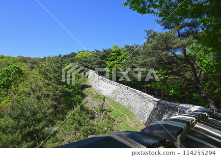World Heritage Namhansanseong Fortress Walls and Hiking Trail (South Gate to West Gate) [Korea] 114255294