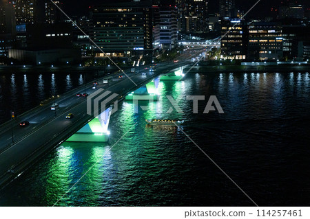 從晴海一側照亮的豐洲大橋<2024年4月/東京都江東區豐洲> 從晴海一側照亮的豐洲大橋<2024年4月/東京都江東區豐洲> 114257461