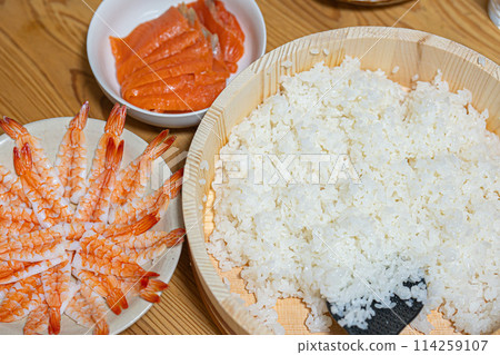大量美味的蝦 大量美味的蝦 114259107