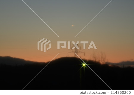 金星在清晨的天空中閃耀 金星在清晨的天空中閃耀 114260260