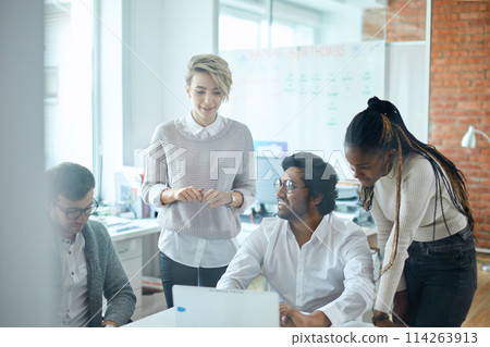 active team orginizing online conference in the office room wiyj glass wall active team orginizing online conference in the office room wiyj glass wall 114263913
