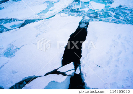 [Monbetsu, Hokkaido] Drift ice in the Sea of Okhotsk 114265030