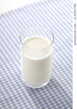 milk milk 114265706
