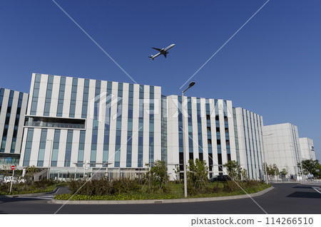 Haneda Innovation City and Airplane Haneda Innovation City and Airplane 114266510