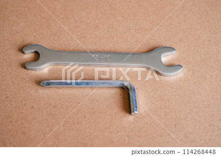 Simple thin spanner and hexagonal wrench 114268448