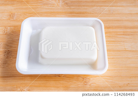 Homemade almond tofu 114268493