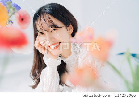 被花包圍的女人 114272060