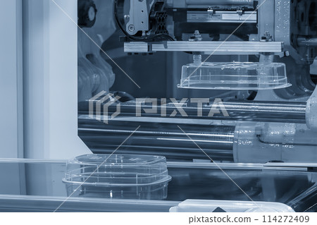 The food container box production process by automatic system from plastic injection mold machine. The food container box production process by automatic system from plastic injection mold machine. 114272409