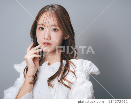 女性時尚肖像美容保養化妝品 女性時尚肖像美容保養化妝品 114272911