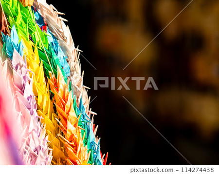 Scene of Prayer: Thousand Cranes 114274438