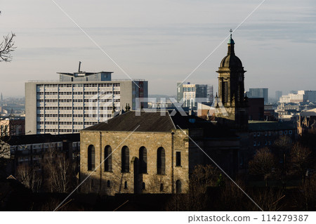 Cityscape of Glasgow a misty winter morning Cityscape of Glasgow a misty winter morning 114279387