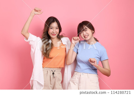 Happy with friends 114280721