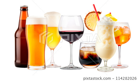 Set and collection of classic alcohol cocktails, beer and mocktail isolated on white background with fresh summer fruits Set and collection of classic alcohol cocktails, beer and mocktail isolated on white background with fresh summer fruits 114282026
