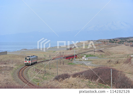 Senmo Main Line, Tobetsu-Hamakoshimizu, JR Hokkaido, Kiha 54-517 (Kushiro), Footbath Senmo Main Line, Tobetsu-Hamakoshimizu, JR Hokkaido, Kiha 54-517 (Kushiro), Footbath 114282526