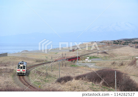 Senmo Main Line, Tobetsu-Hamakoshimizu, JR Hokkaido, Kiha 54-517 (Kushiro), Footbath Senmo Main Line, Tobetsu-Hamakoshimizu, JR Hokkaido, Kiha 54-517 (Kushiro), Footbath 114282527